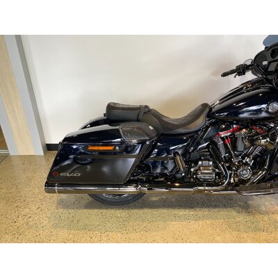 2022 Harley-davidson 1900CC FLHXSE CVO STREET GLIDE CRUISER