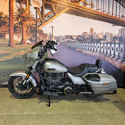 2023 Harley-davidson 1900CC FLHXSE CVO STREET GLIDE CRUISER