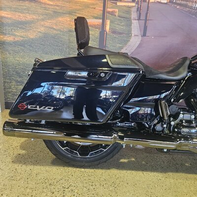 2022 Harley-davidson 1900CC FLTRXSE CVO ROAD GLIDE (117) CRUISER