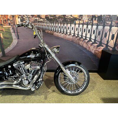 2015 Harley-davidson 1700CC FXSB SOFTAIL BREAKOUT CRUISER