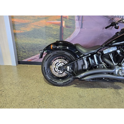 2013 Harley-davidson 1700CC FLS SOFTAIL SLIM CRUISER