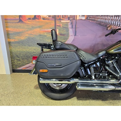 2019 HARLEY-DAVIDSON 1900CC FLHCS HERITAGE CLC S 114 SOLID CRUISER