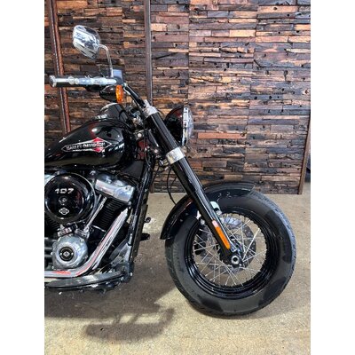 2019 HARLEY-DAVIDSON 1700CC FLSL SLIM (107) CRUISER