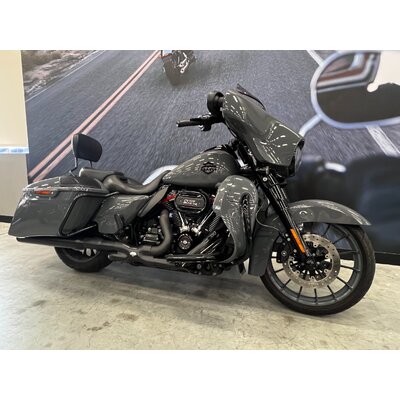 2018 Harley-davidson 1900CC FLHXSE CVO STREET GLIDE CRUISER