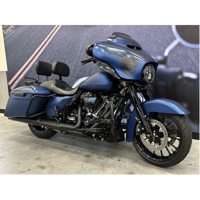 2018 Harley-davidson 1700CC FLHXS STREET GLIDE SPECIAL CRUISER