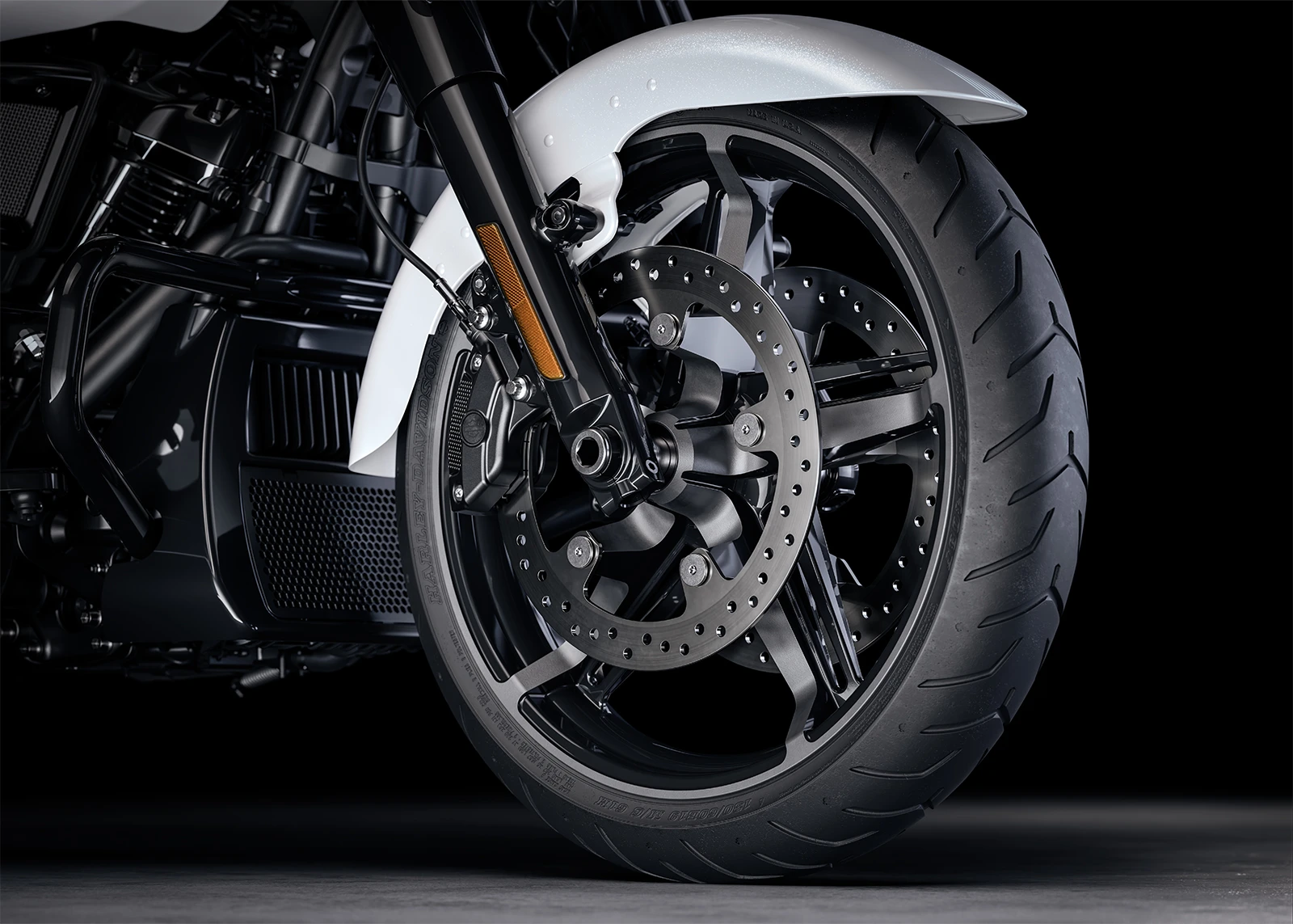 2025 Street Glide motorcycle Front wheels