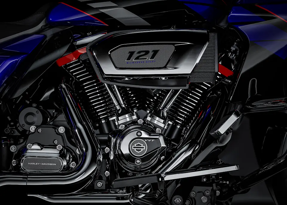 2025 CVO Road Glide Milwaukee-Eight® VVT 121 engine