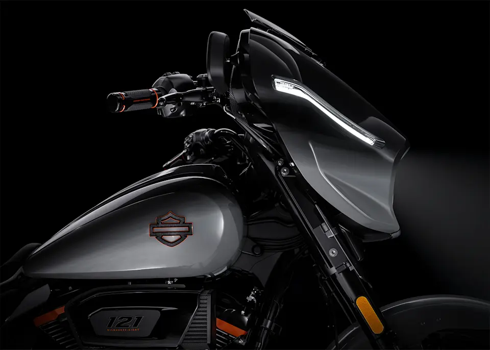 2025 CVO Street Glide motorcycle premium paint