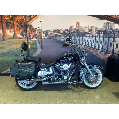 2011 HARLEY-DAVIDSON 1600CC FLSTC HERITAGE SOFTAIL CLASSIC CRUISER