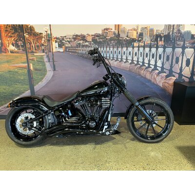 2014 Harley-davidson 1700CC FXSB SOFTAIL BREAKOUT CRUISER